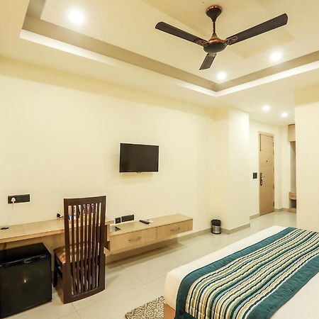 Hotel Green Lotus Luxe Gurgaon Ngoại thất bức ảnh