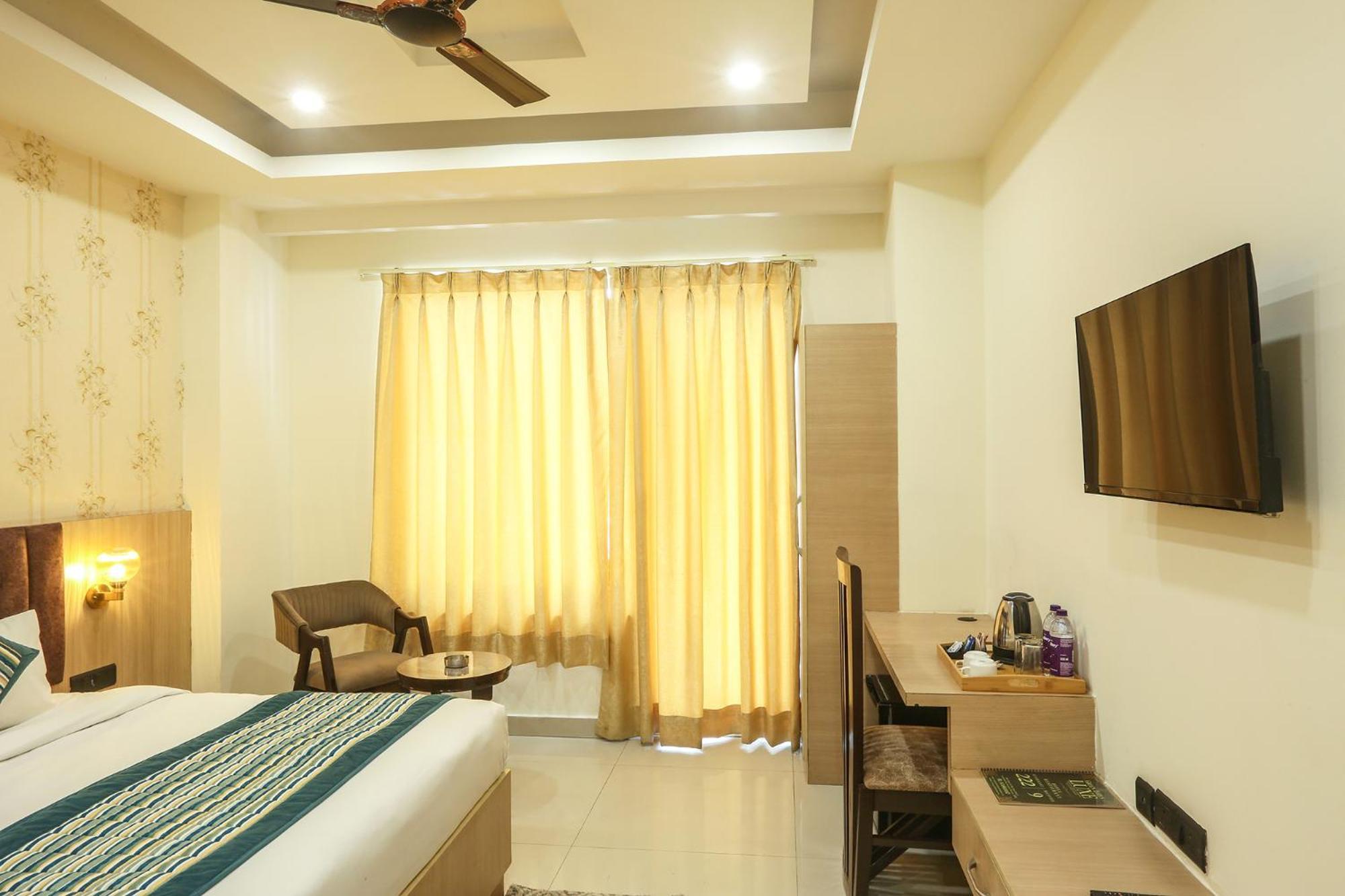 Hotel Green Lotus Luxe Gurgaon Ngoại thất bức ảnh